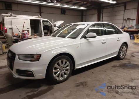 2015 Audi A4 2.0T Premium из США, поврежденный, VIN WAUBFAFL4FN041559